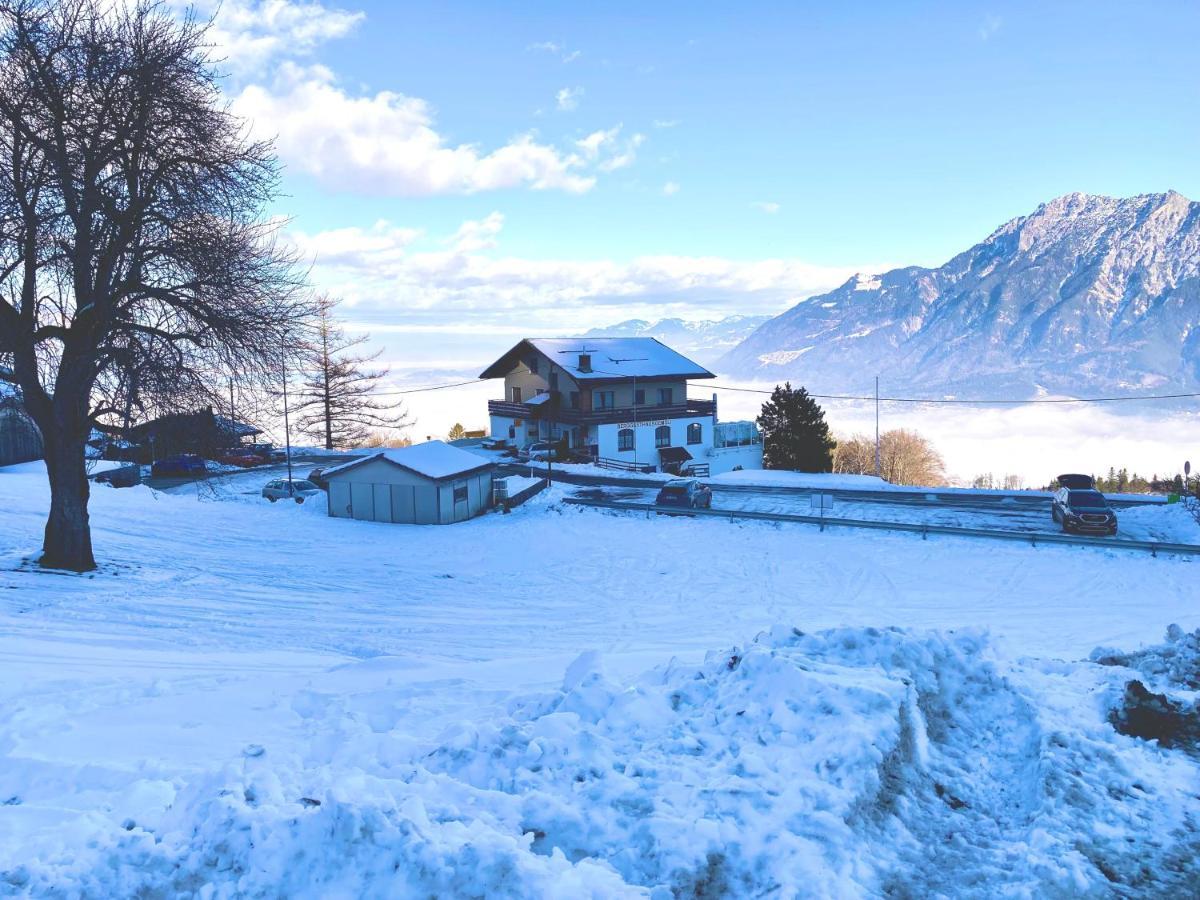 Aparthotel-Almgasthaus Gemsli - A Bisal Oesterreich Ueberm Schweizer Rheintal Sevelen Buitenkant foto
