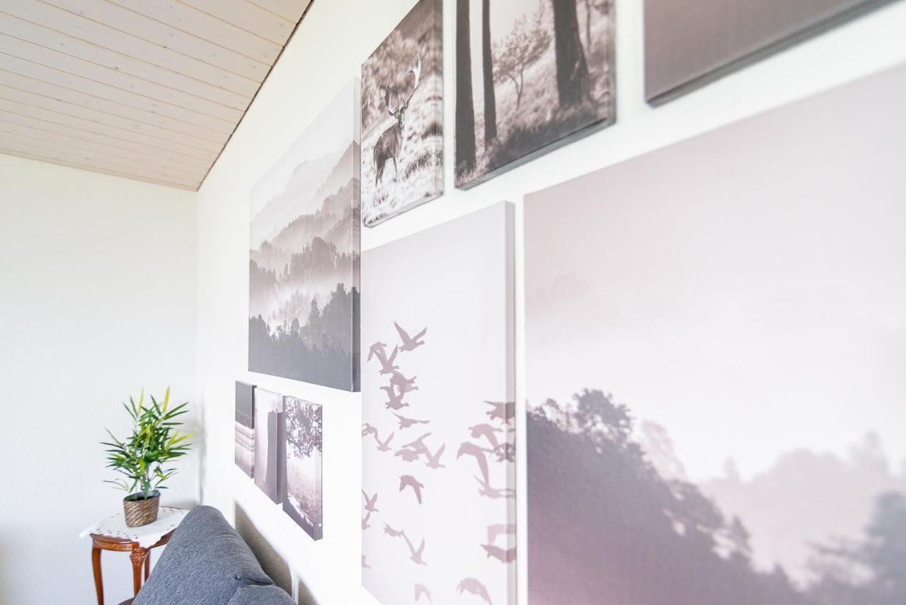Aparthotel-Almgasthaus Gemsli - A Bisal Oesterreich Ueberm Schweizer Rheintal Sevelen Buitenkant foto